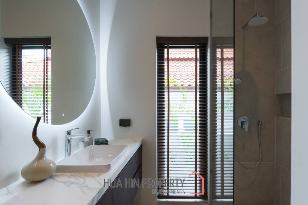 3 Bed 3 Bath 322 SQ.M BelVida Estate Villa Suasana