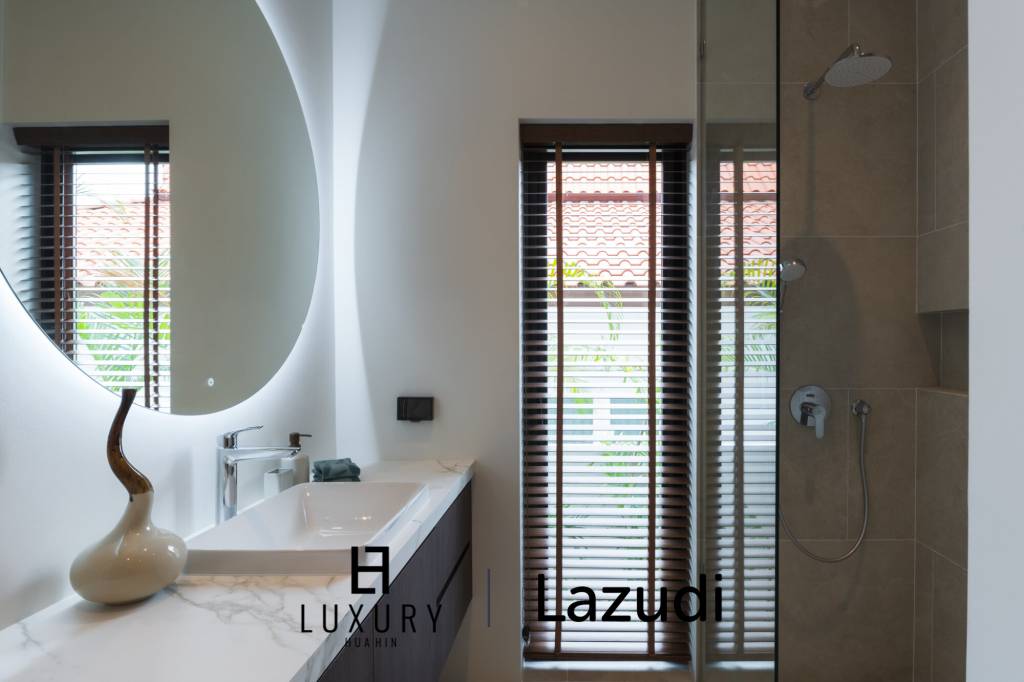 3 Bed 3 Bath 322 SQ.M BelVida Estate Villa Suasana