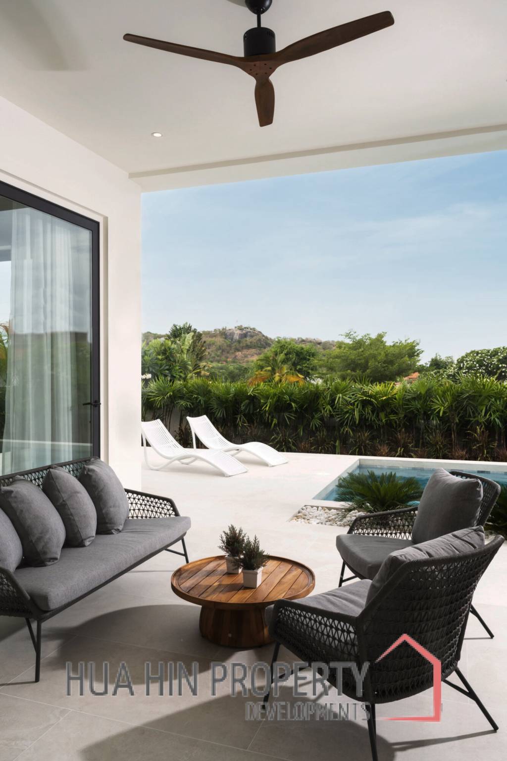 3 Bed 3 Bath 322 SQ.M BelVida Estate Villa Suasana