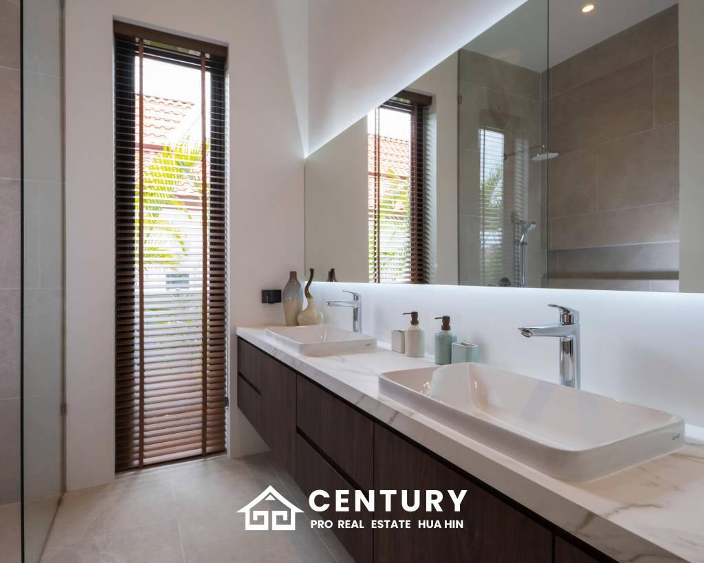 722 Kvm 3 Seng 3 Bad Villa for Salg