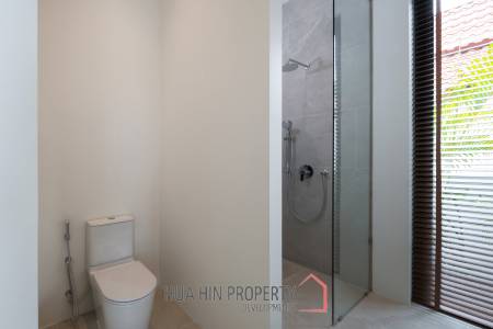 3 Bed 3 Bath 322 SQ.M BelVida Estate Villa Suasana