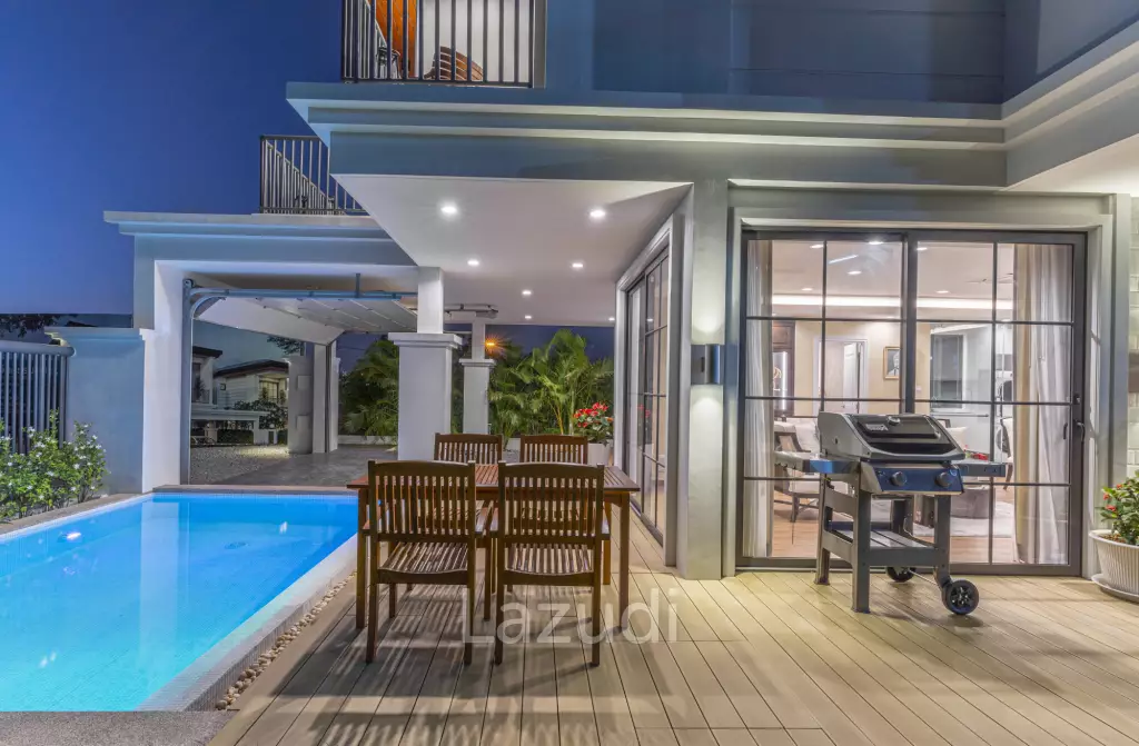 4 Beds 3 Baths 215 SQ.M Rungsii Village