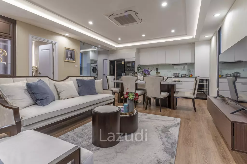 4 Beds 3 Baths 215 SQ.M Rungsii Village