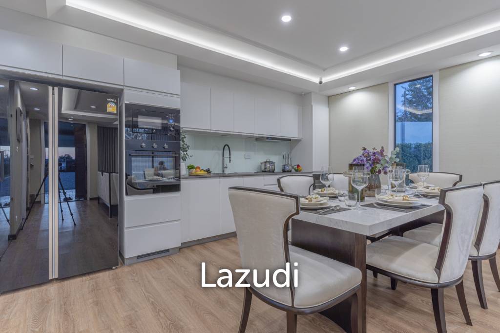 4 Beds 3 Baths 215 SQ.M Rungsii Village