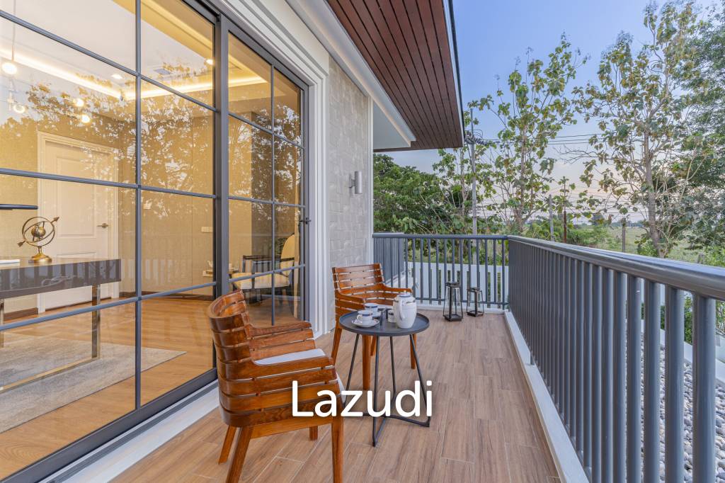 4 Beds 3 Baths 215 SQ.M Rungsii Village