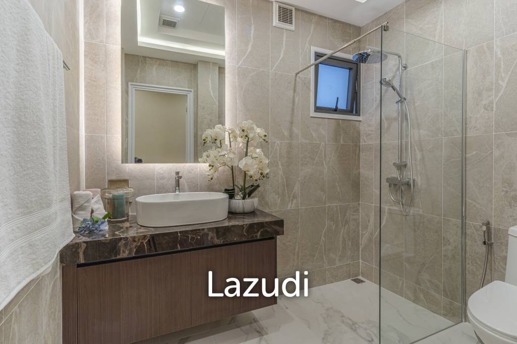 4 Beds 3 Baths 215 SQ.M Rungsii Village