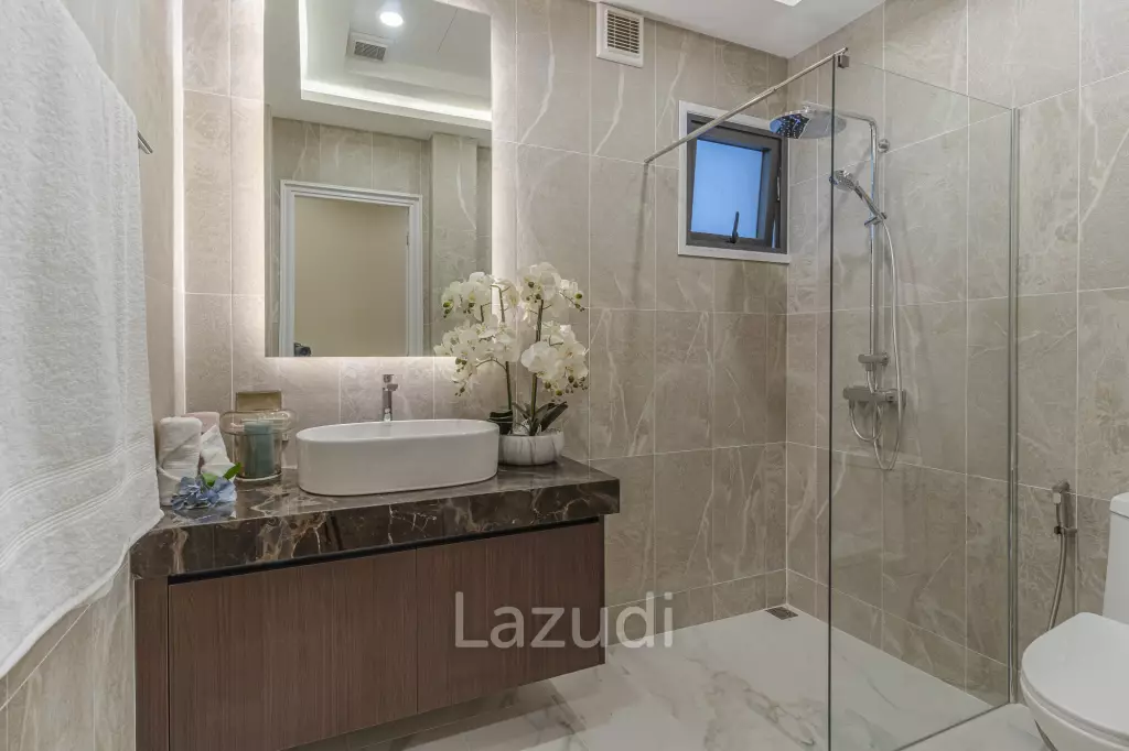 4 Beds 3 Baths 215 SQ.M Rungsii Village