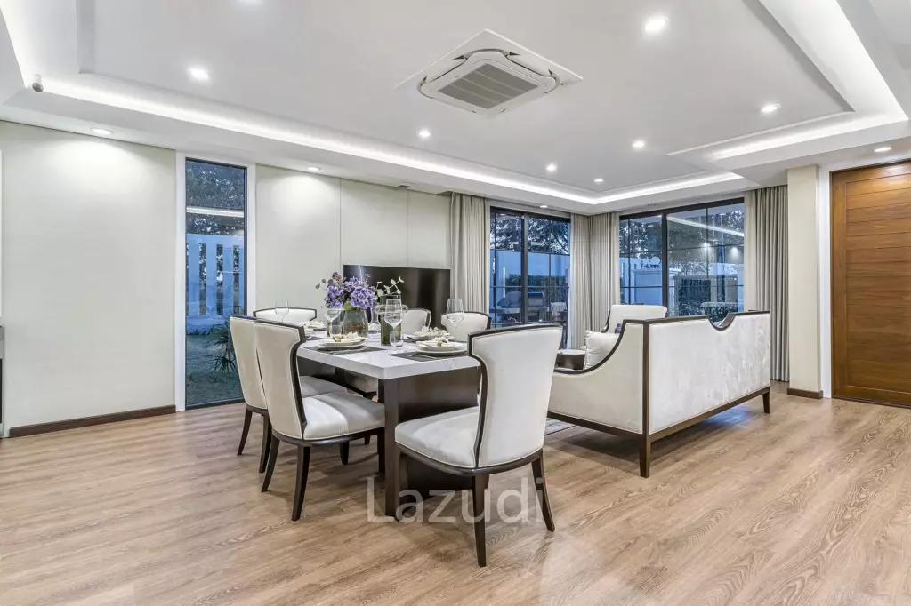 4 Beds 3 Baths 215 SQ.M Rungsii Village