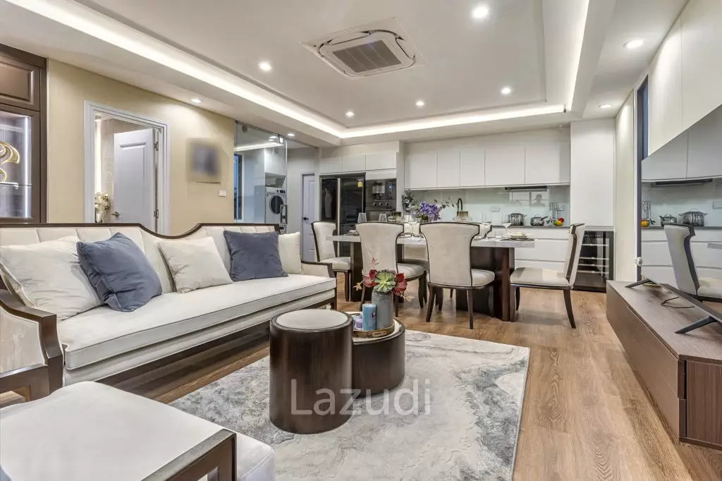 4 Beds 3 Baths 215 SQ.M Rungsii Village