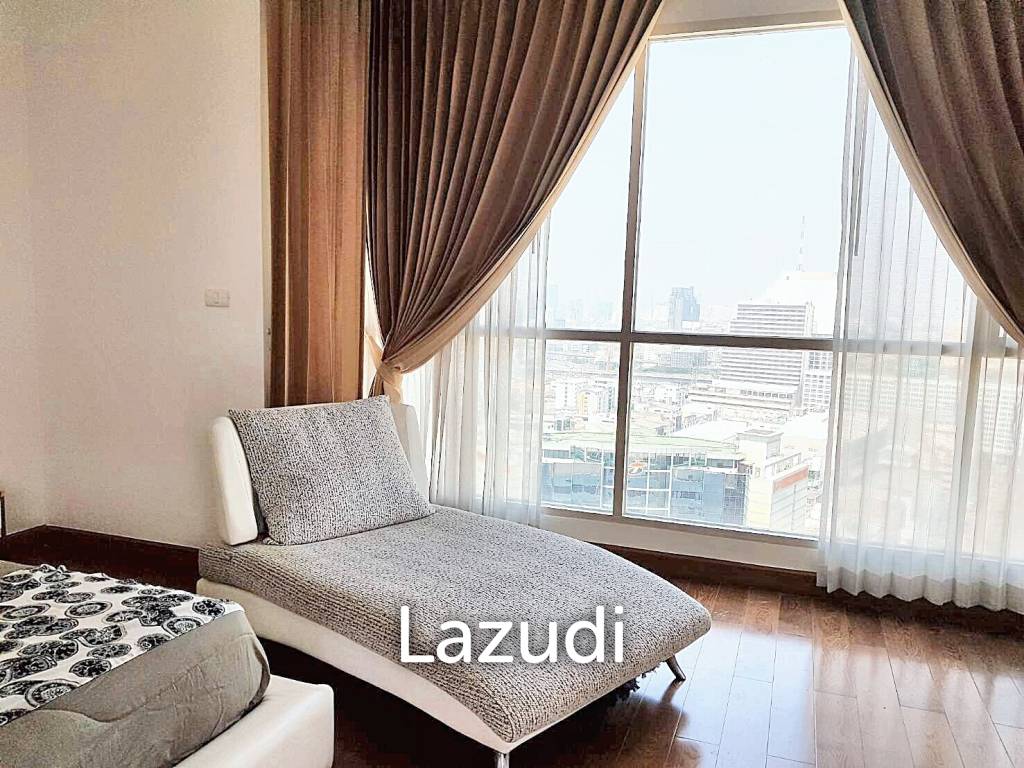 1Bed  1Bath 51.8 SQ.M. The Address chidlom