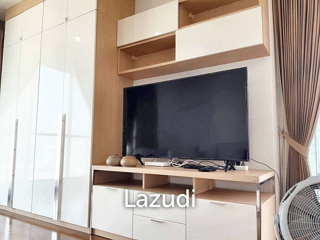 1Bed  1Bath 51.8 SQ.M. The Address chidlom