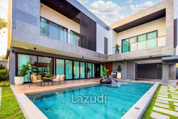 5 Bed 6 Bath 650 SQ.M. D-Space 3 Mabprachan