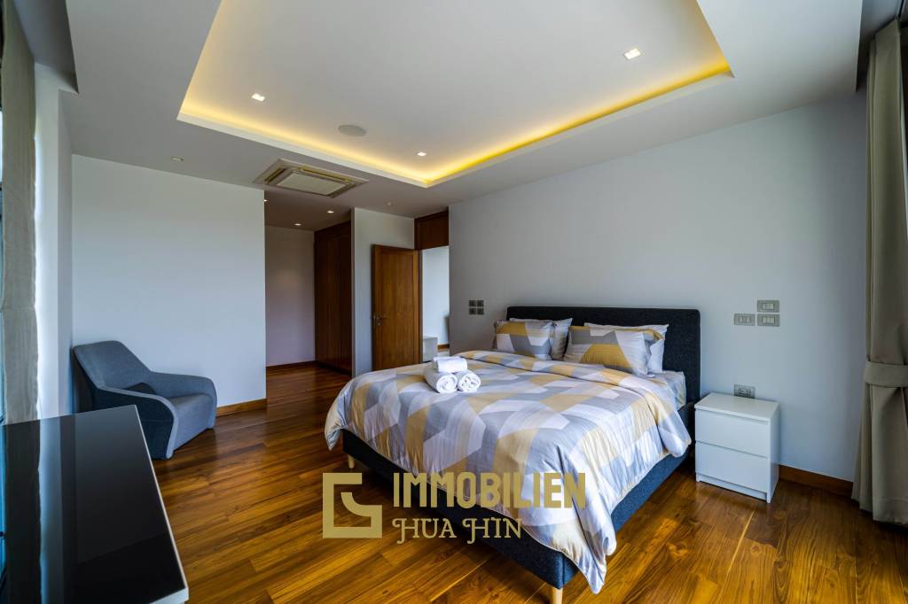 1,738 m² 5 Chambre 6 Salle de bain Villa Pour Louer