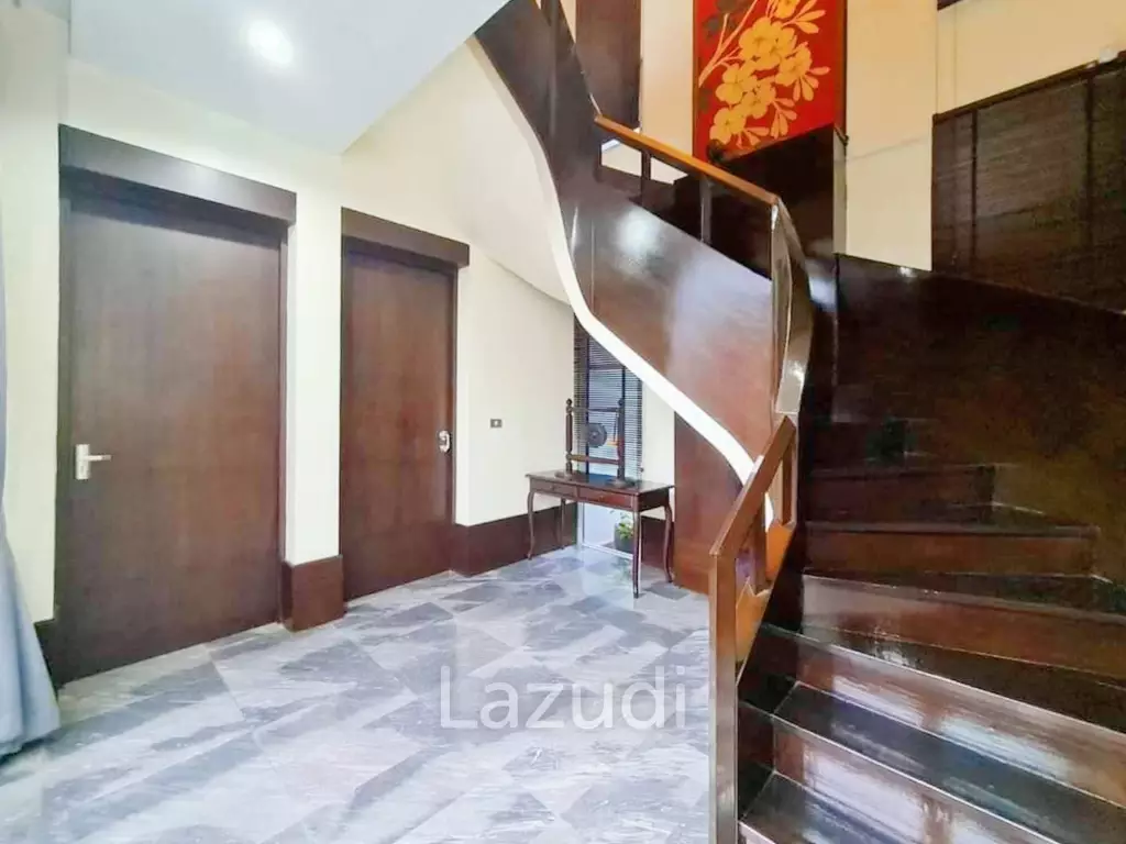4 Bed 4 Bath 300 SQ.M Nagawari Village