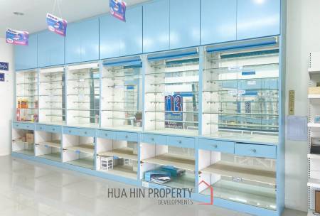 3 Storey Townhouse On Soi 94
