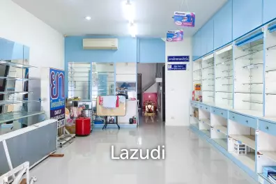 3 Storey Townhouse On Soi 94
