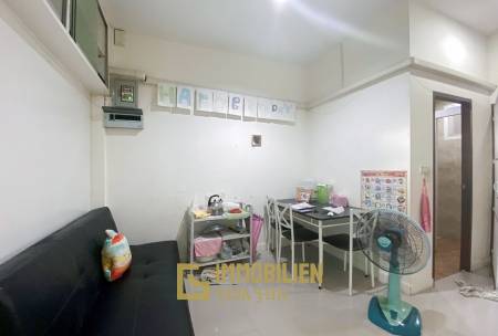 3 Storey Townhouse On Soi 94