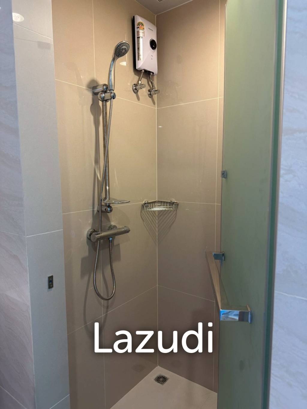 48 sqm high-floor condo at Centric Ari Station Phaya Thai Bangkok
