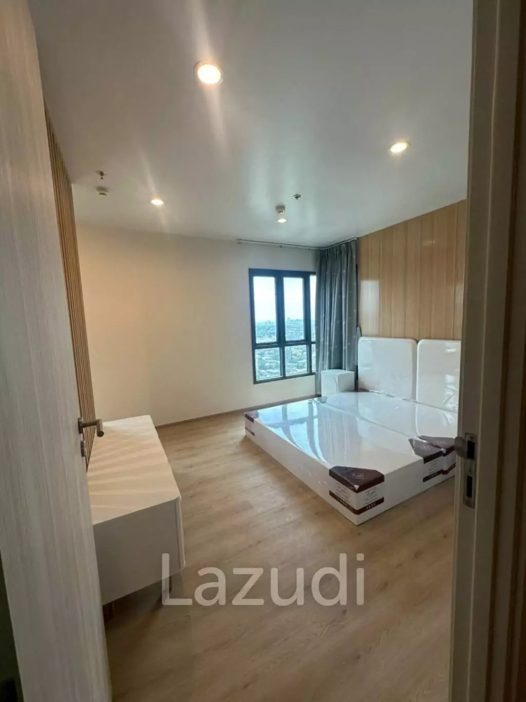 48 sqm high-floor condo at Centric Ari Station Phaya Thai Bangkok