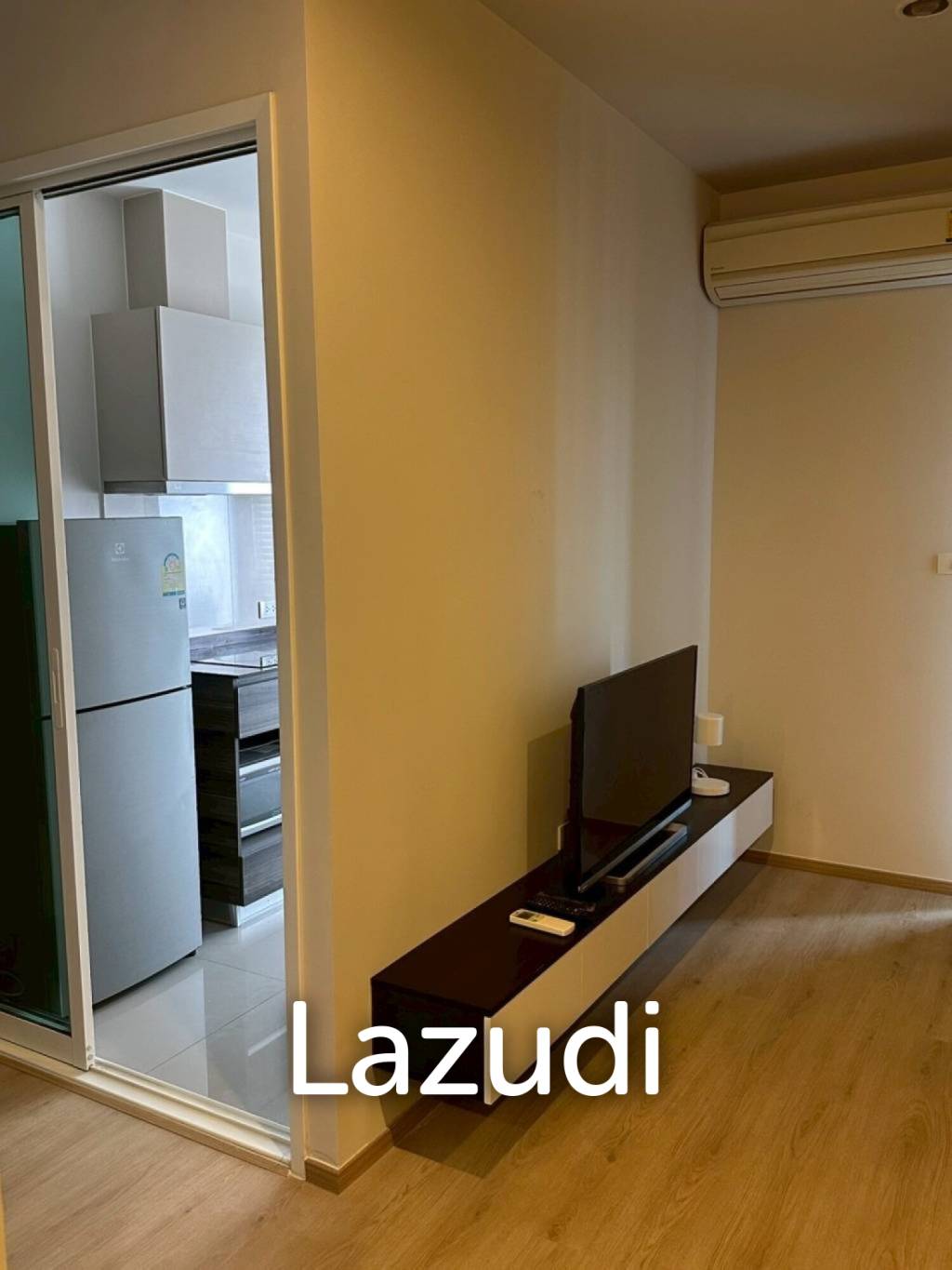 48 sqm high-floor condo at Centric Ari Station Phaya Thai Bangkok