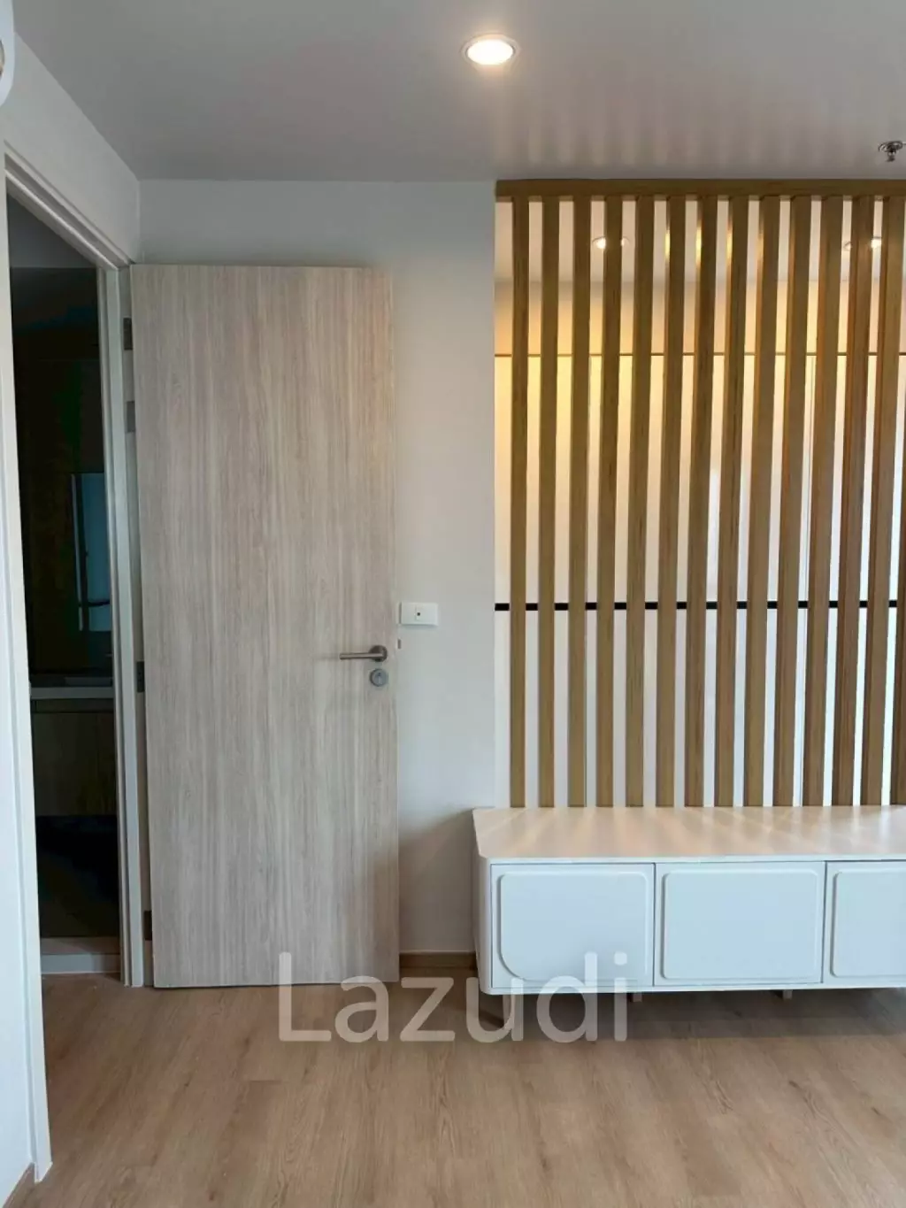 48 sqm high-floor condo at Centric Ari Station Phaya Thai Bangkok