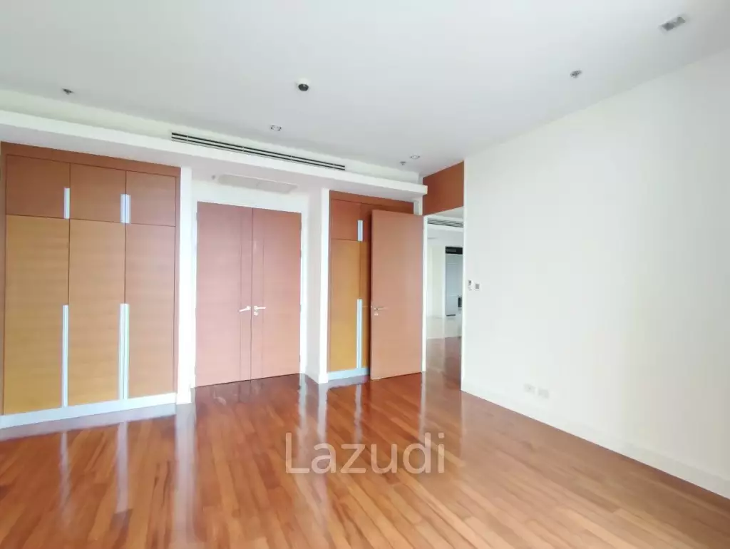 2 Bed 2 Bath 178.96 SQ.M. The Cove  Pattaya