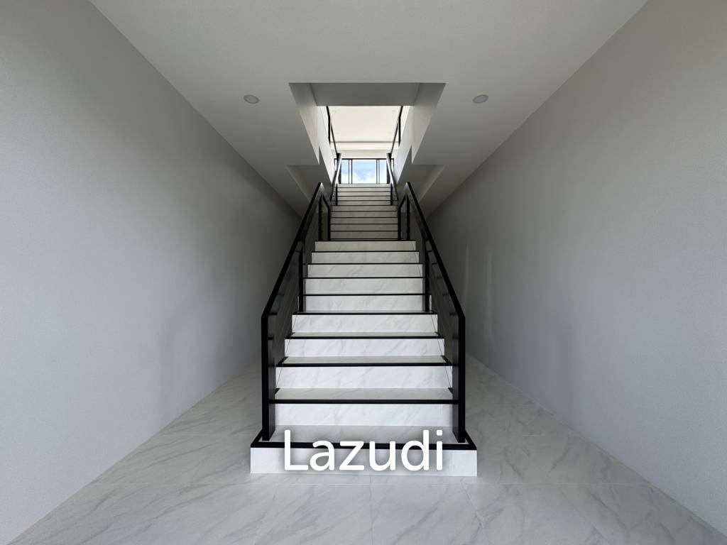 Brand New 8-Bed Sea View Villa in Bang Rak on 1,330SQM Plot