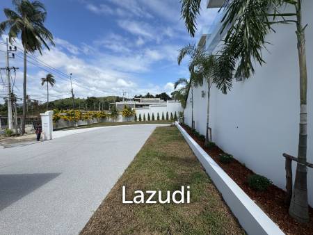 Brand New 8-Bed Sea View Villa in Bang Rak on 1,330SQM Plot