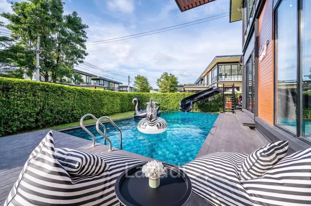 3 Bed 3 Bath 170 SQ.M Pool Villa at Huai Yai