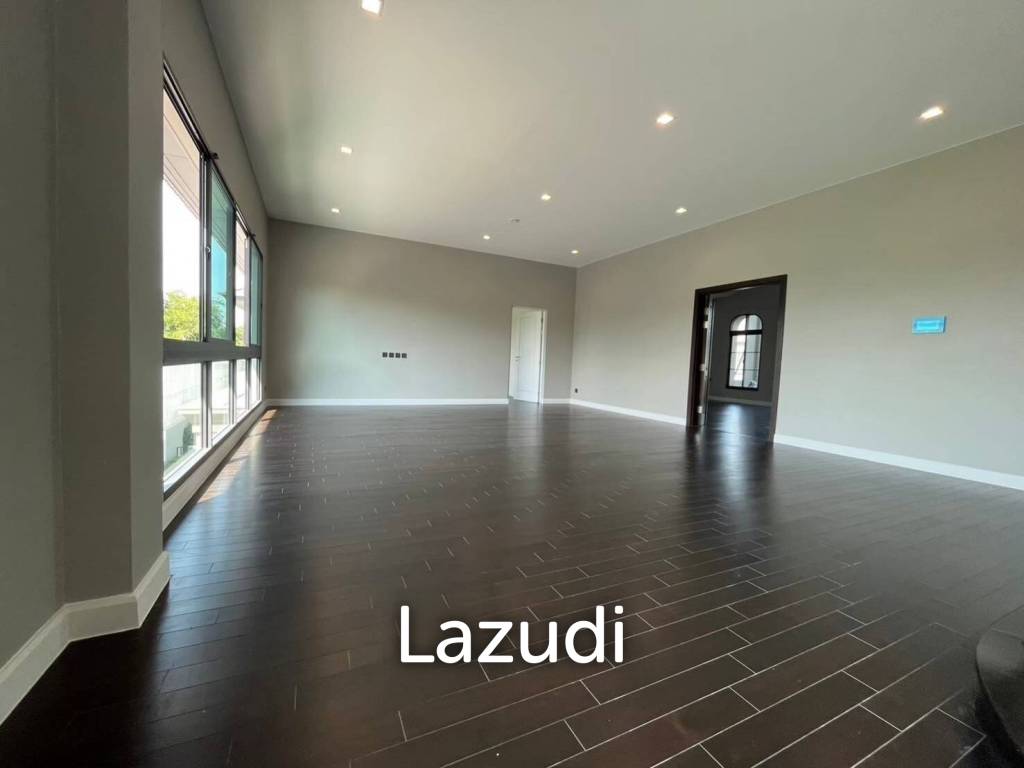 Last Unit! 5 Bed 6 Bath 780 SQ.M Grand Bangkok Boulevard Sukhumvit - Srinakarin