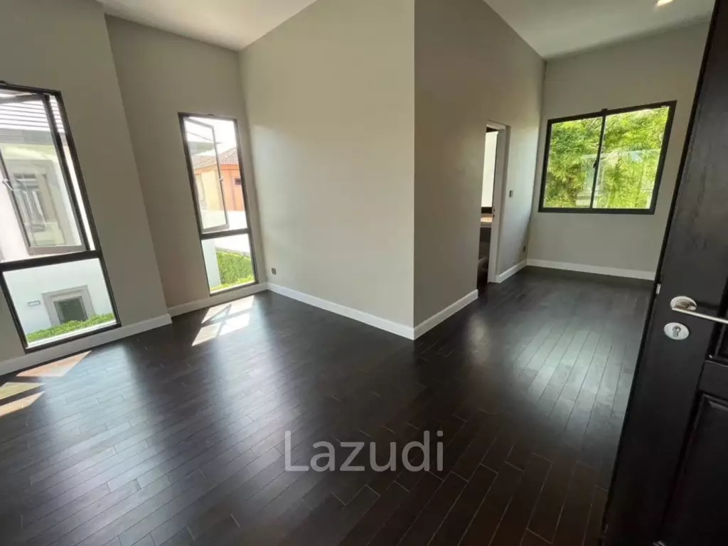 Last Unit! 5 Bed 6 Bath 780 SQ.M Grand Bangkok Boulevard Sukhumvit - Srinakarin