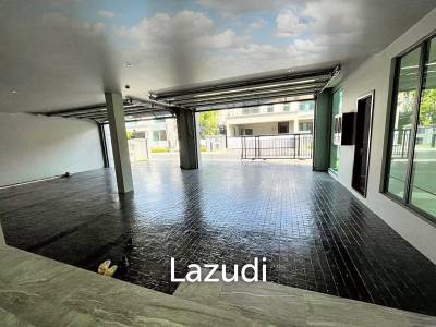 Last Unit! 5 Bed 6 Bath 780 SQ.M Grand Bangkok Boulevard Sukhumvit - Srinakarin