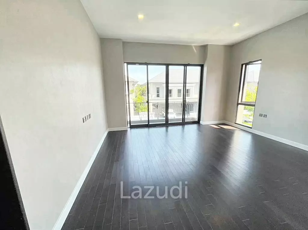 Last Unit! 5 Bed 6 Bath 780 SQ.M Grand Bangkok Boulevard Sukhumvit - Srinakarin