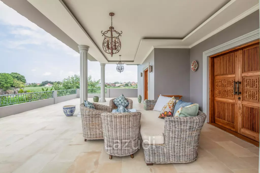 Perfect Freehold Villa For Sale located in secure Estate in Seminyak