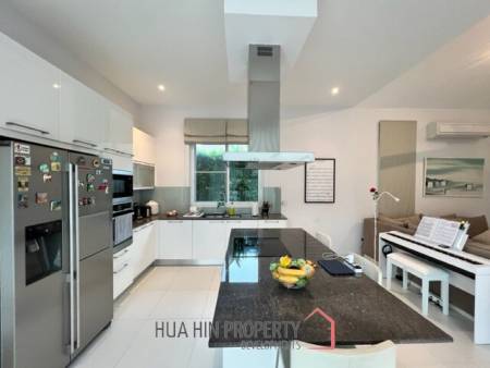 RED MOUNTAIN WATERSIDE  : 3 Bed Modern Pool Villa
