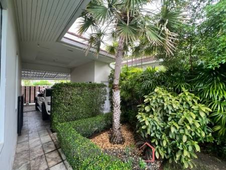 RED MOUNTAIN WATERSIDE  : 3 Bed Modern Pool Villa
