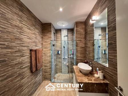 516 ตร.ม 3 เตียง 2 อาบน้ำ วิลล่า For ขาย