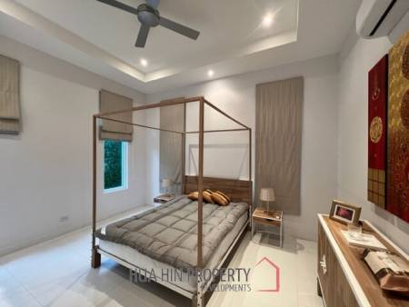 RED MOUNTAIN WATERSIDE  : 3 Bed Modern Pool Villa