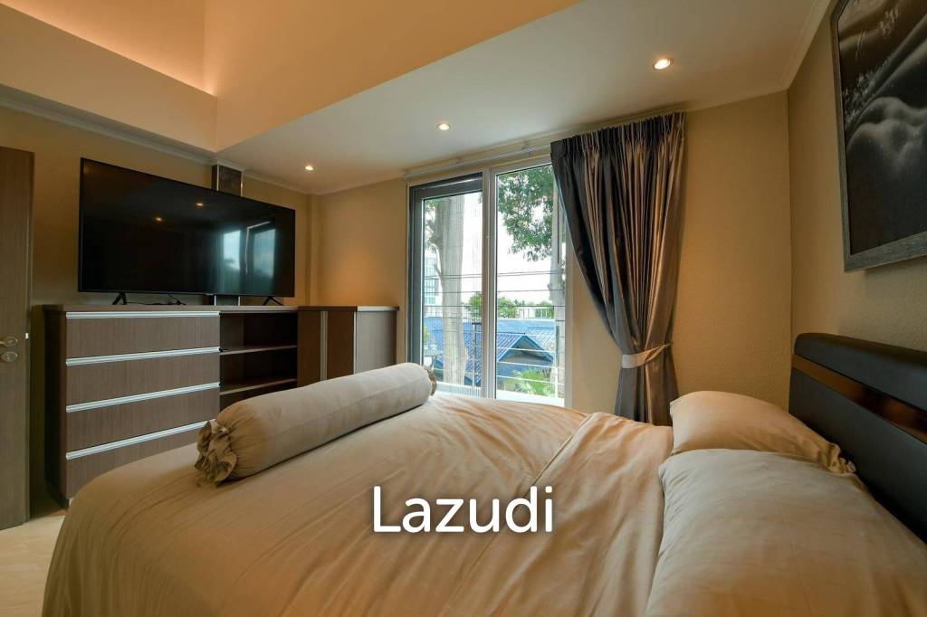 5 bedroom 5 bathroom 420sq.m pool villa in South Pattaya