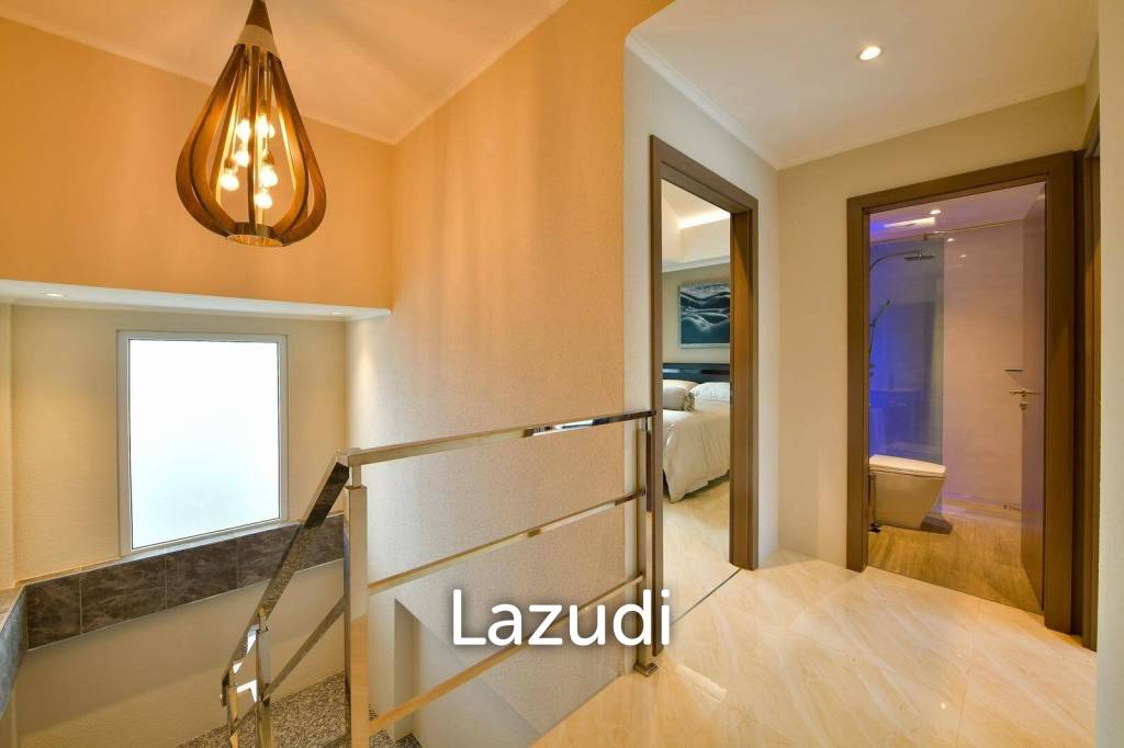 5 bedroom 5 bathroom 420sq.m pool villa in South Pattaya