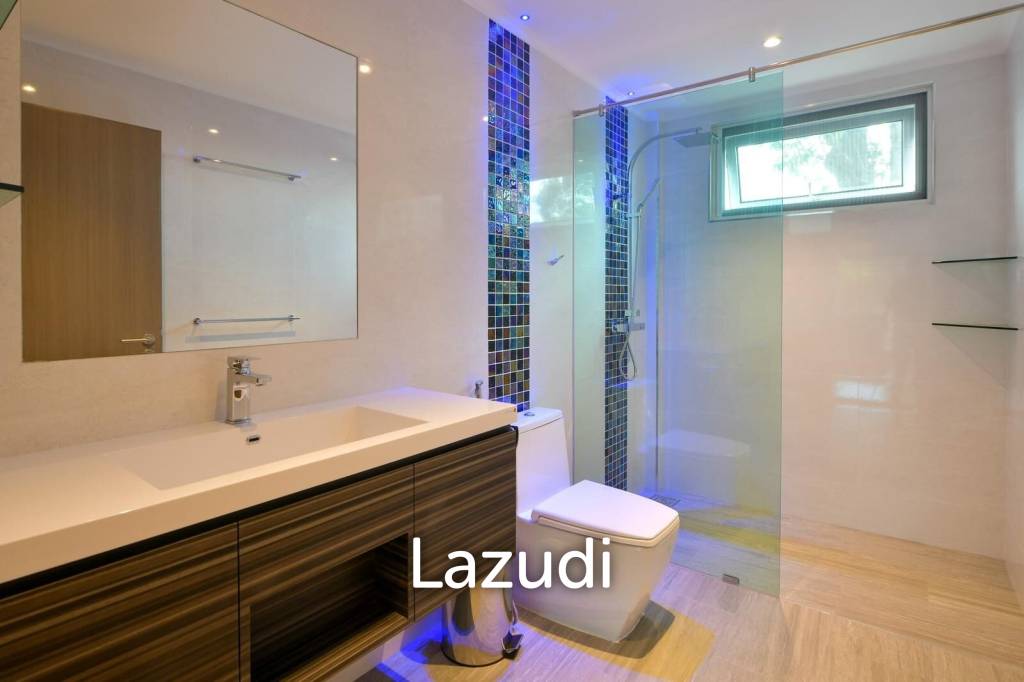 5 bedroom 5 bathroom 420sq.m pool villa in South Pattaya