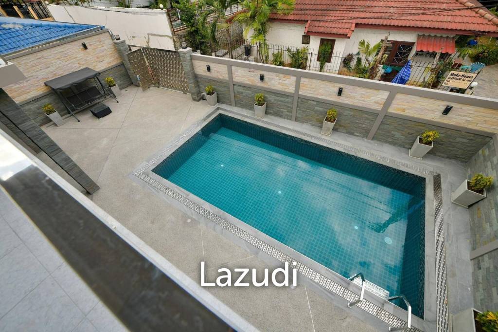 5 bedroom 5 bathroom 420sq.m pool villa in South Pattaya