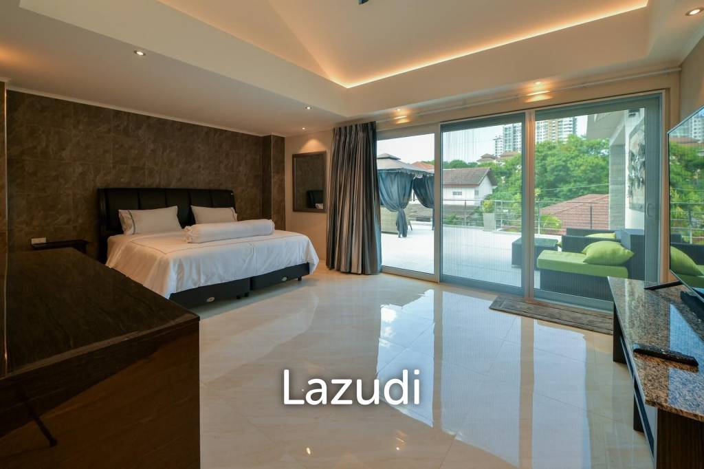 5 bedroom 5 bathroom 420sq.m pool villa in South Pattaya