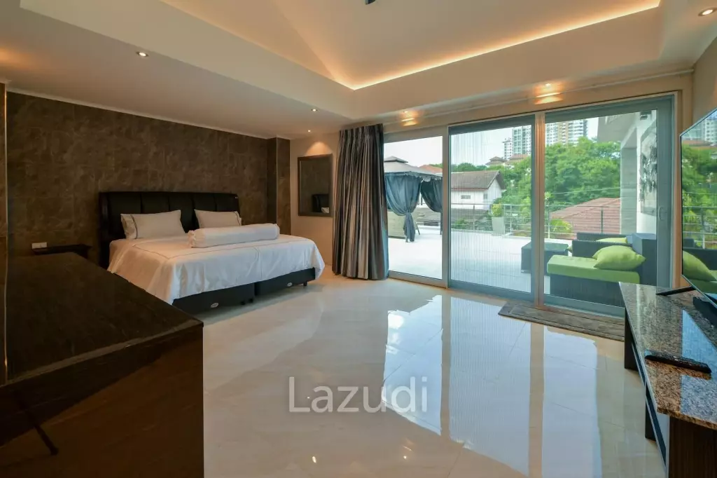 5 bedroom 5 bathroom 420sq.m pool villa in South Pattaya