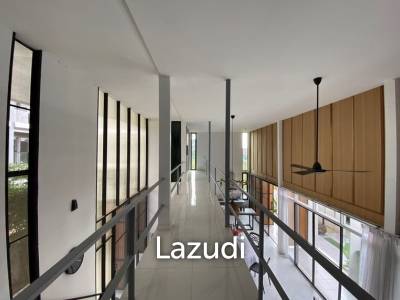 4 Bed 4 Bath 300 SQ.M Modern House with Private Pool