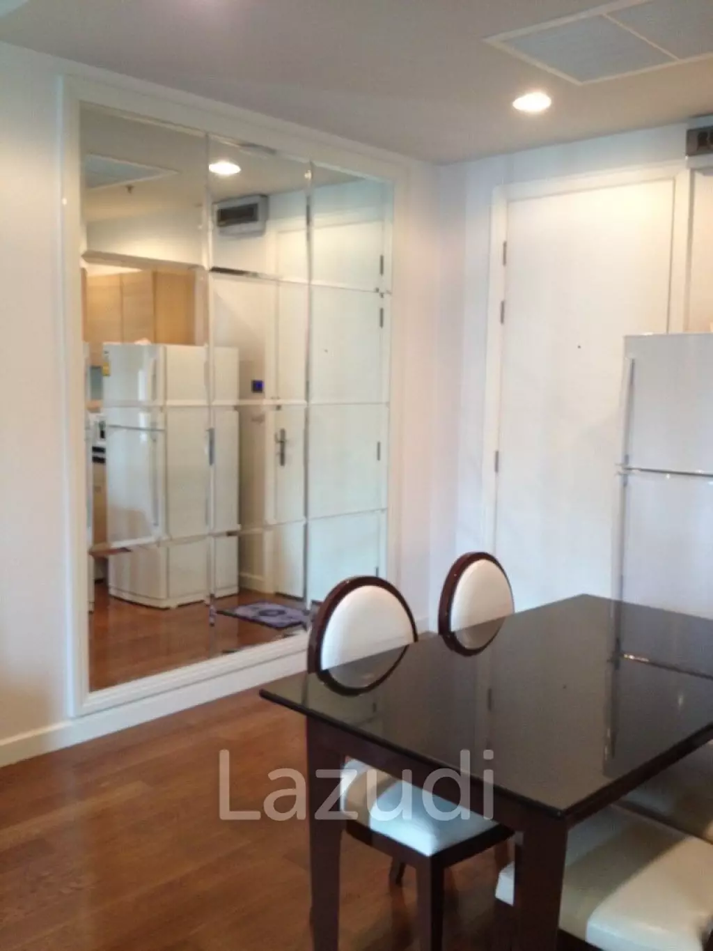 1Bed 1Bath 56 Sq.M. The address chidlom