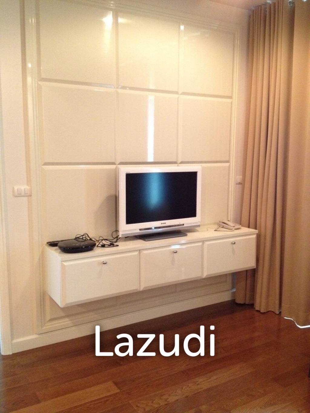 1Bed 1Bath 56 Sq.M. The address chidlom
