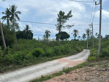 400 SQ.M Sea View Land Bang Por Soi 5
