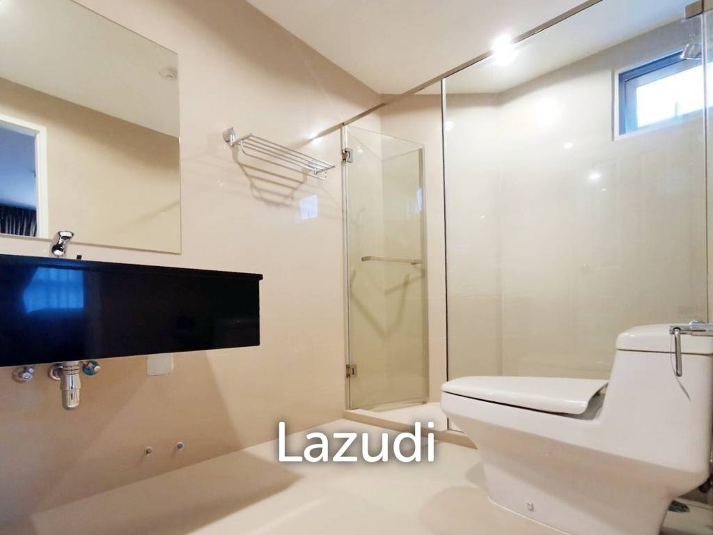 5 Bed 5 Bath 232 SQ.M Belle Grand Rama 9