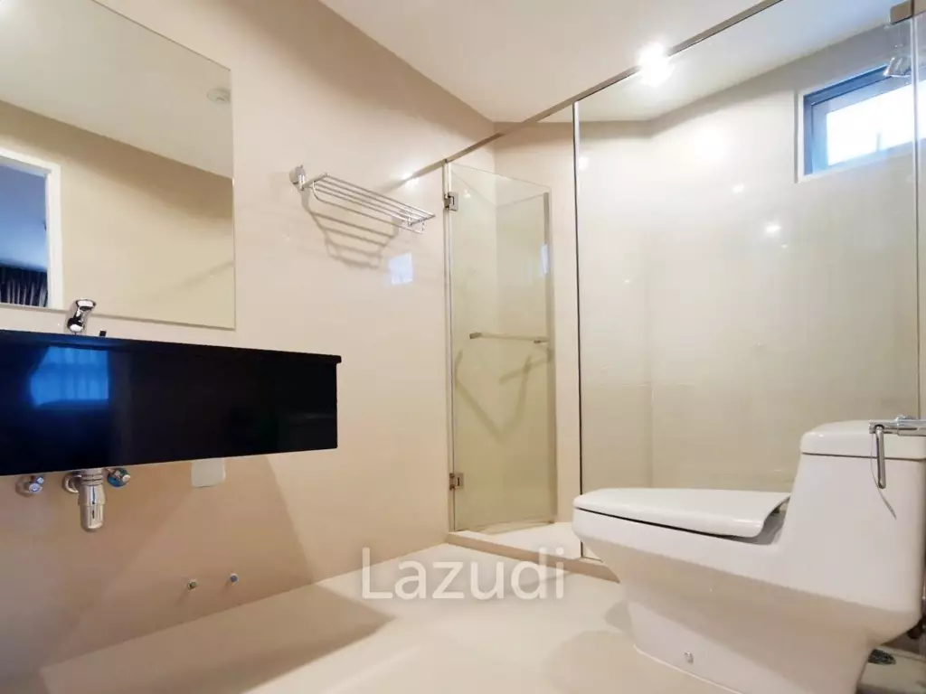 5 Bed 5 Bath 232 SQ.M Belle Grand Rama 9